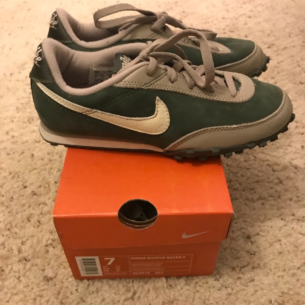 Women’s Nike Waffle Racer II